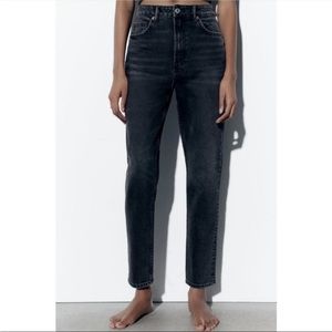 Zara The High Rise Mom Fit Jeans size 2 dark wash charcoal
